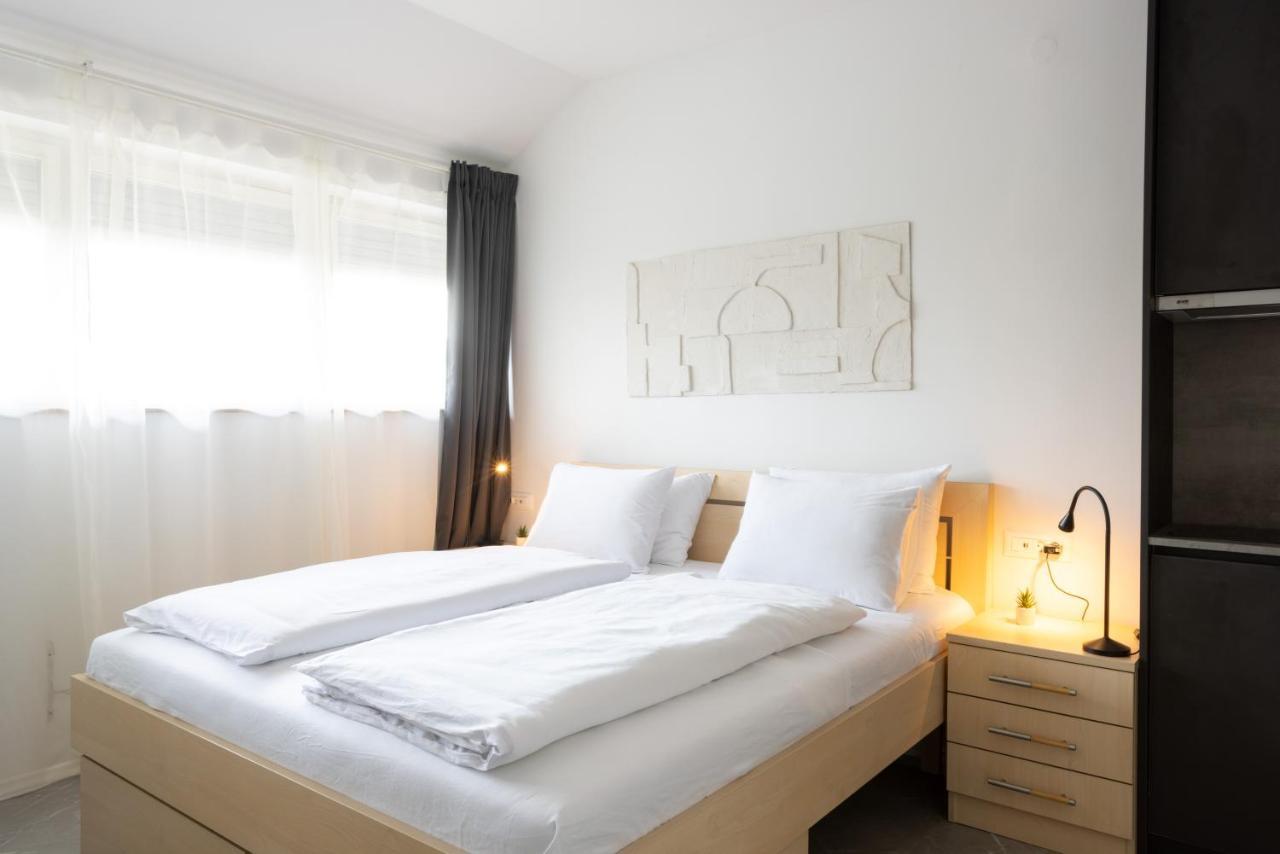 Apartments Trzin-Mlake W Free Parking Exterior photo