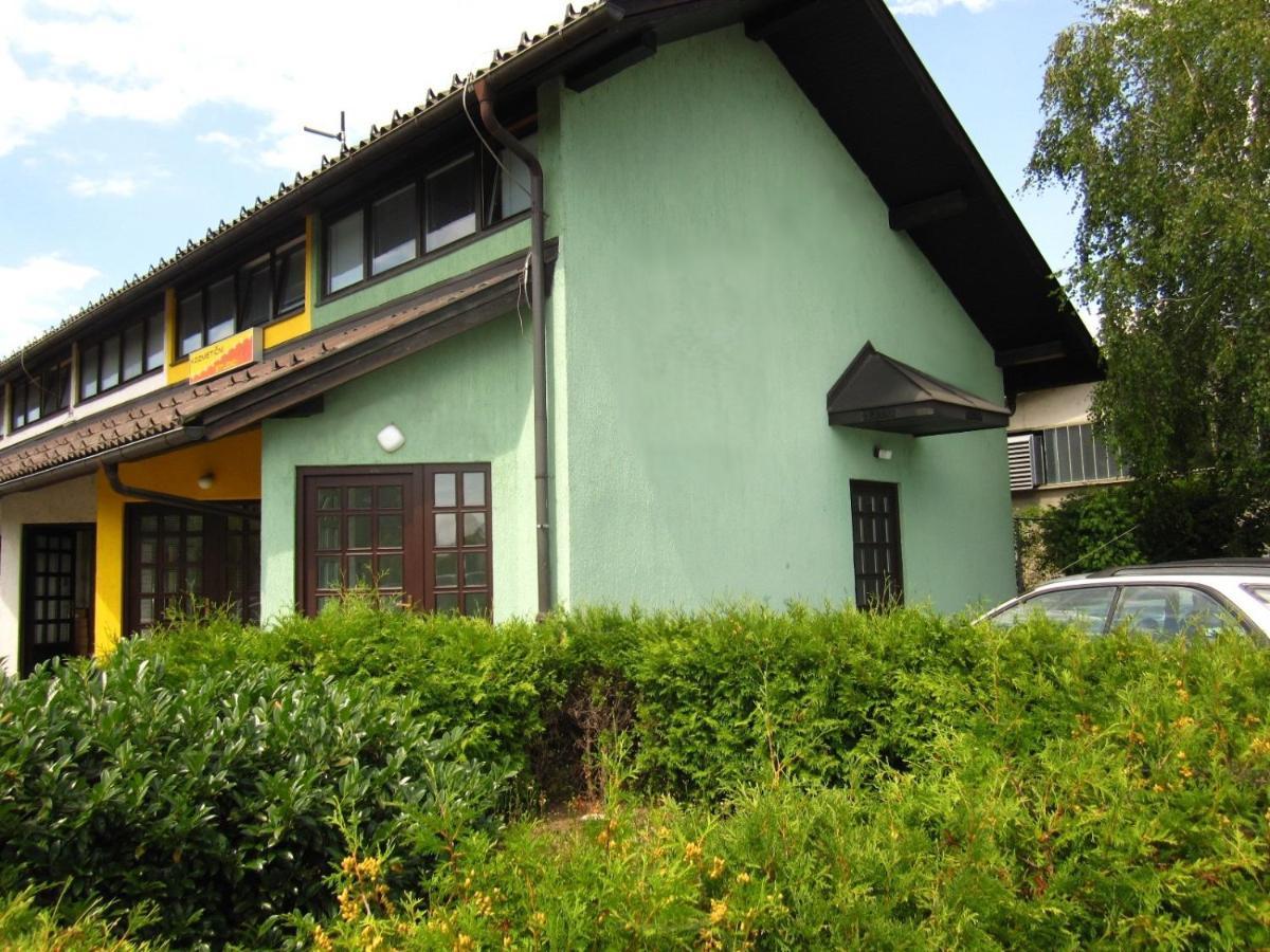 Apartments Trzin-Mlake W Free Parking Exterior photo